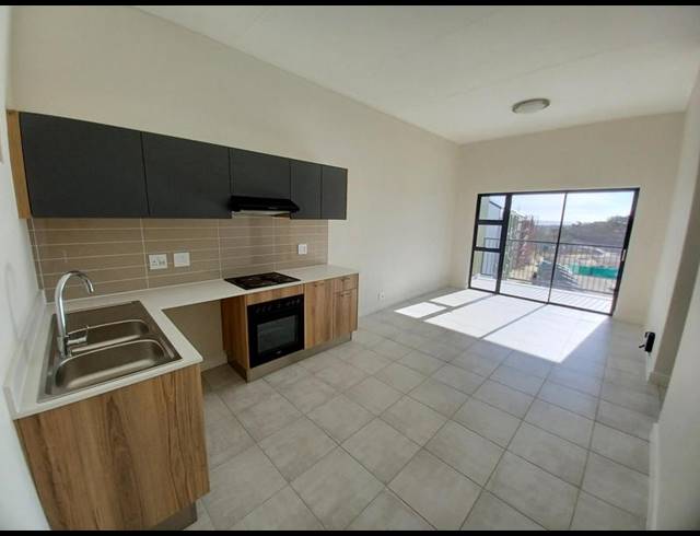 2 BEDROOM PROPERTY TO RENT IN GREENBAY ECO ESTATE